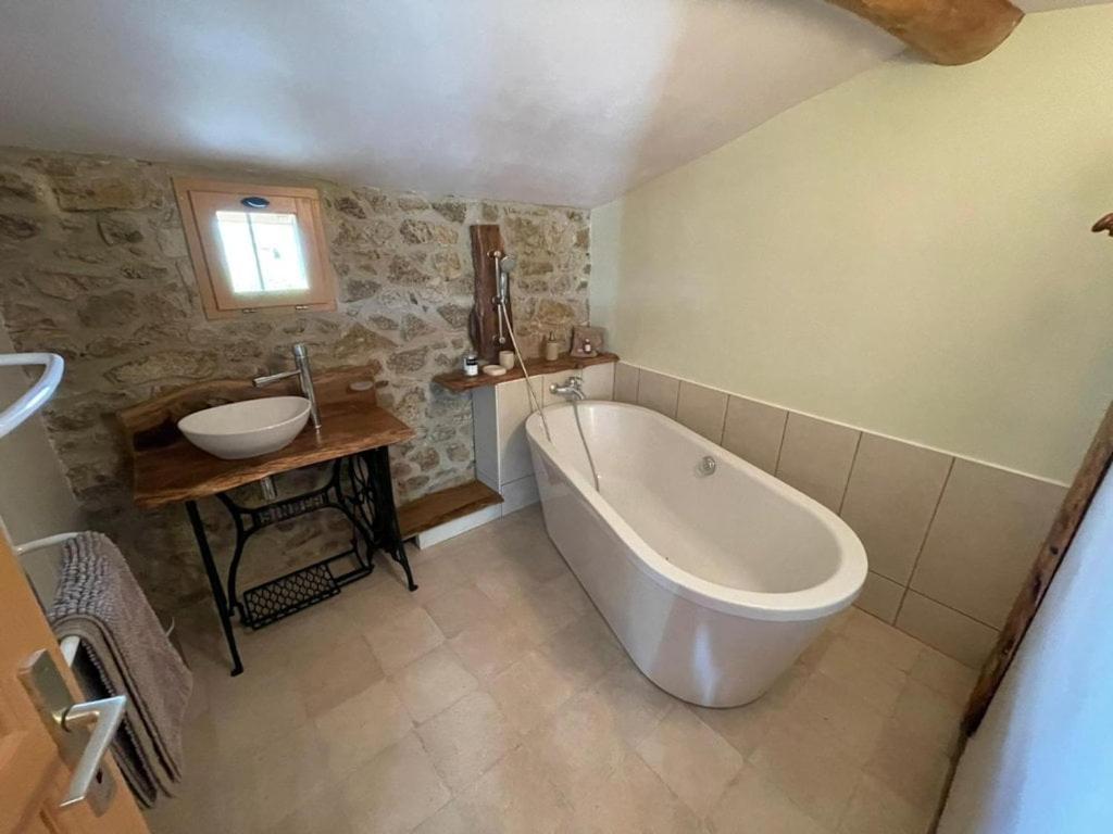 Domaine Saint Claude - Gite , Chambres D'Hotes & Hebergement Insolite Malleval Bagian luar foto