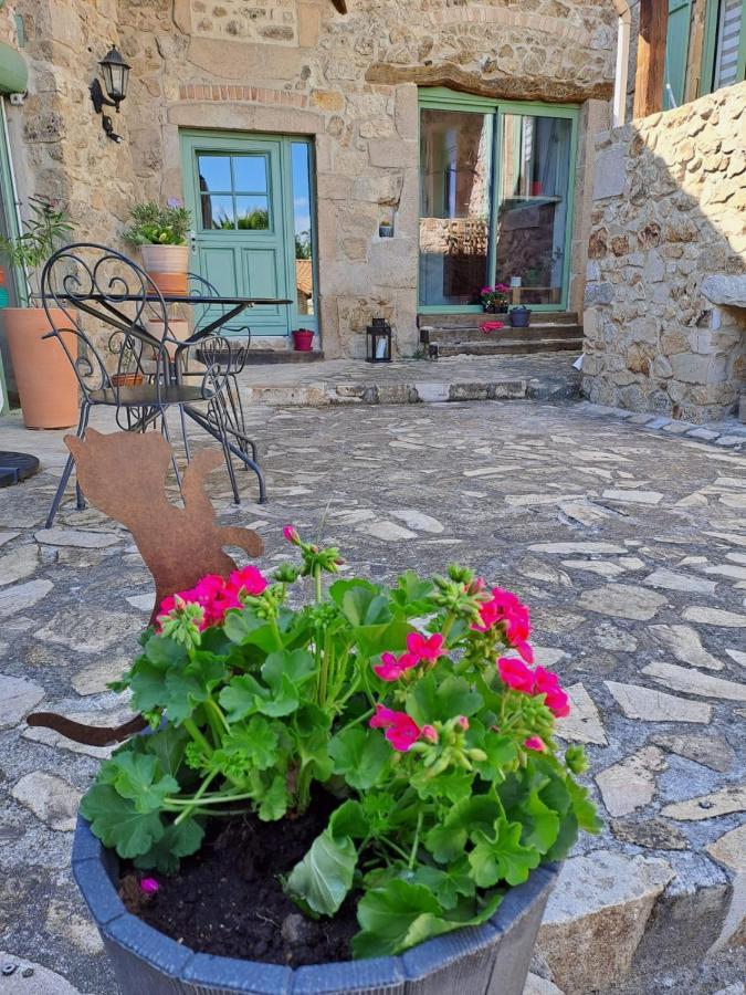 Domaine Saint Claude - Gite , Chambres D'Hotes & Hebergement Insolite Malleval Bagian luar foto