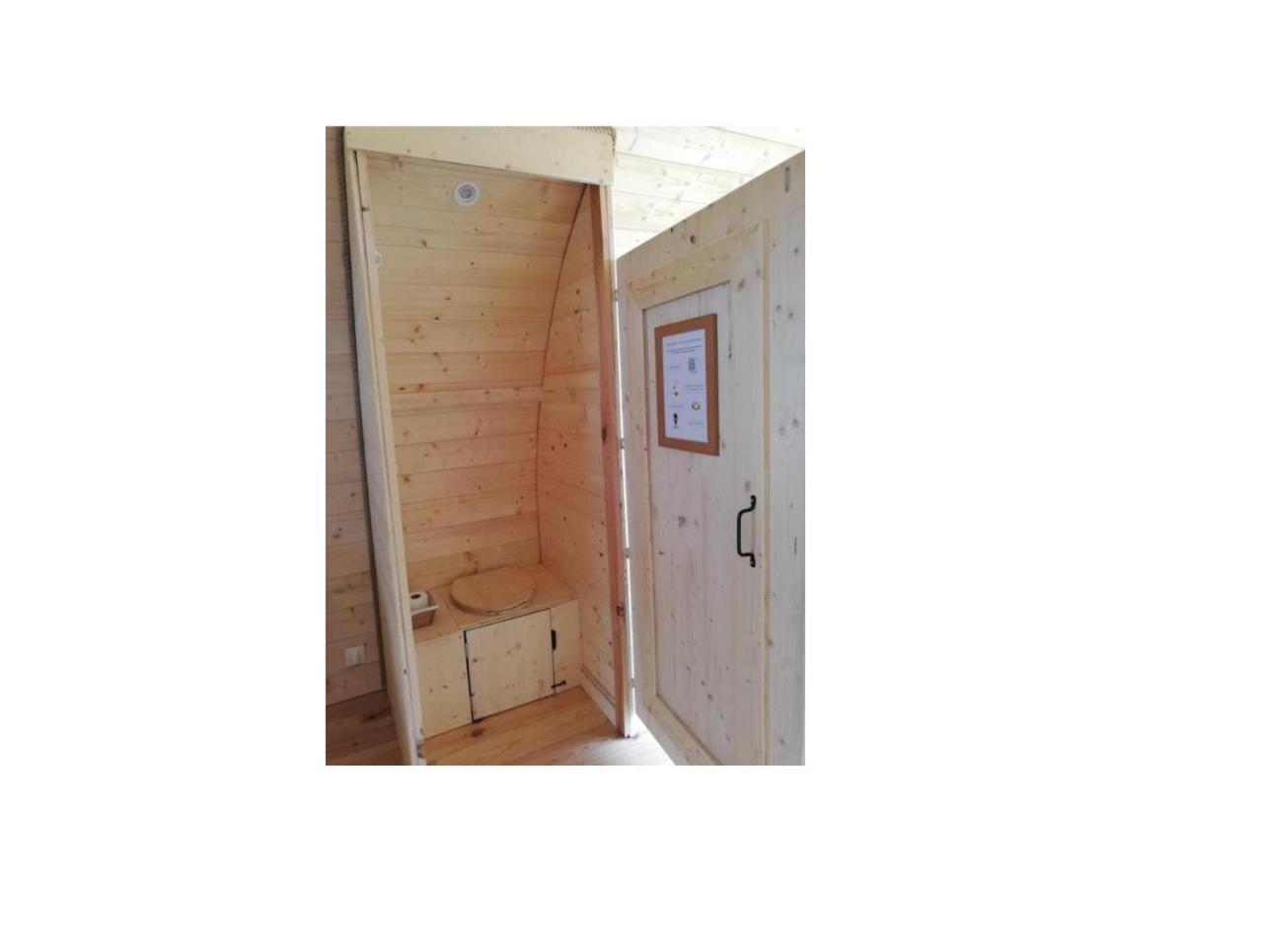 Domaine Saint Claude - Gite , Chambres D'Hotes & Hebergement Insolite Malleval Ruang foto